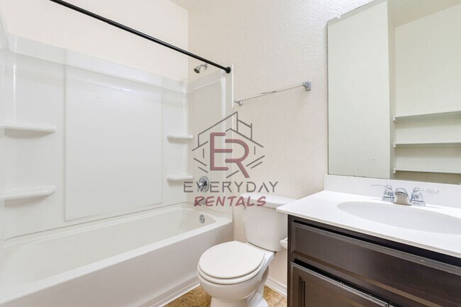Building Photo - 9309 Sandyford Ct