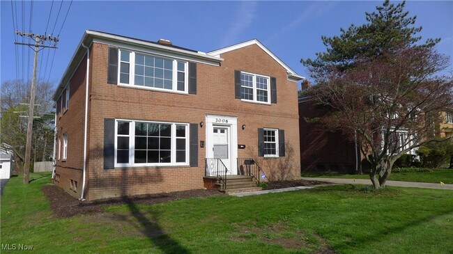 Building Photo - 3006 Warrensville Center Rd