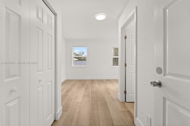 Building Photo - 255 Beacom Blvd