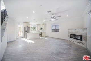 Building Photo - 2017 S Centinela Ave