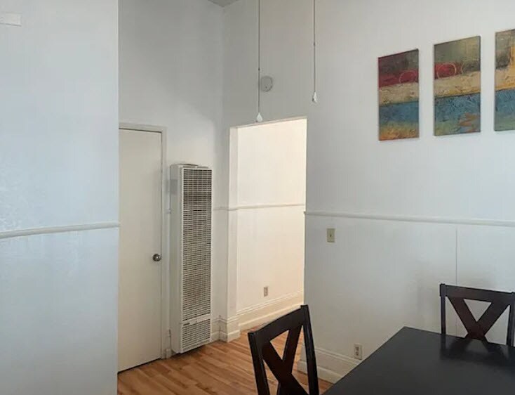 Building Photo - 906 E St