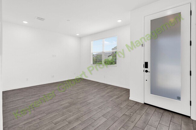 Building Photo - Newly Built 4-bed / 2.5 Bath Home in Quiet...