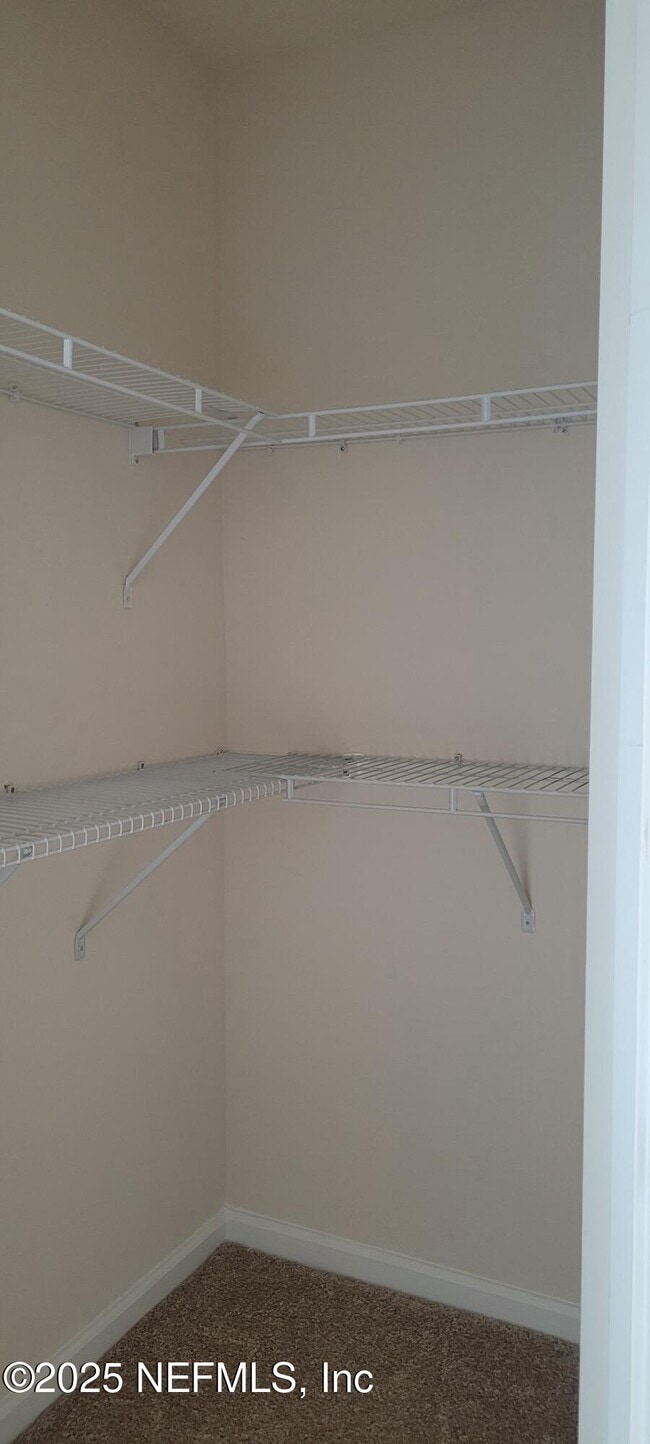 Building Photo - 894 Observatory Pkwy