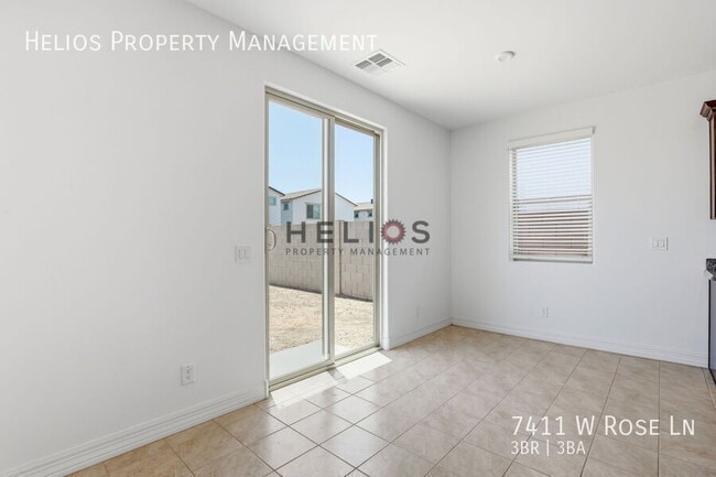 Building Photo - 7411 W Rose Ln