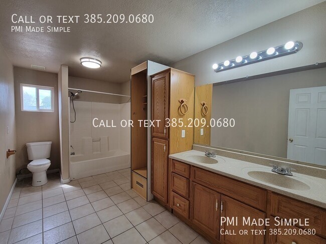 Building Photo - 483 N 1220 W