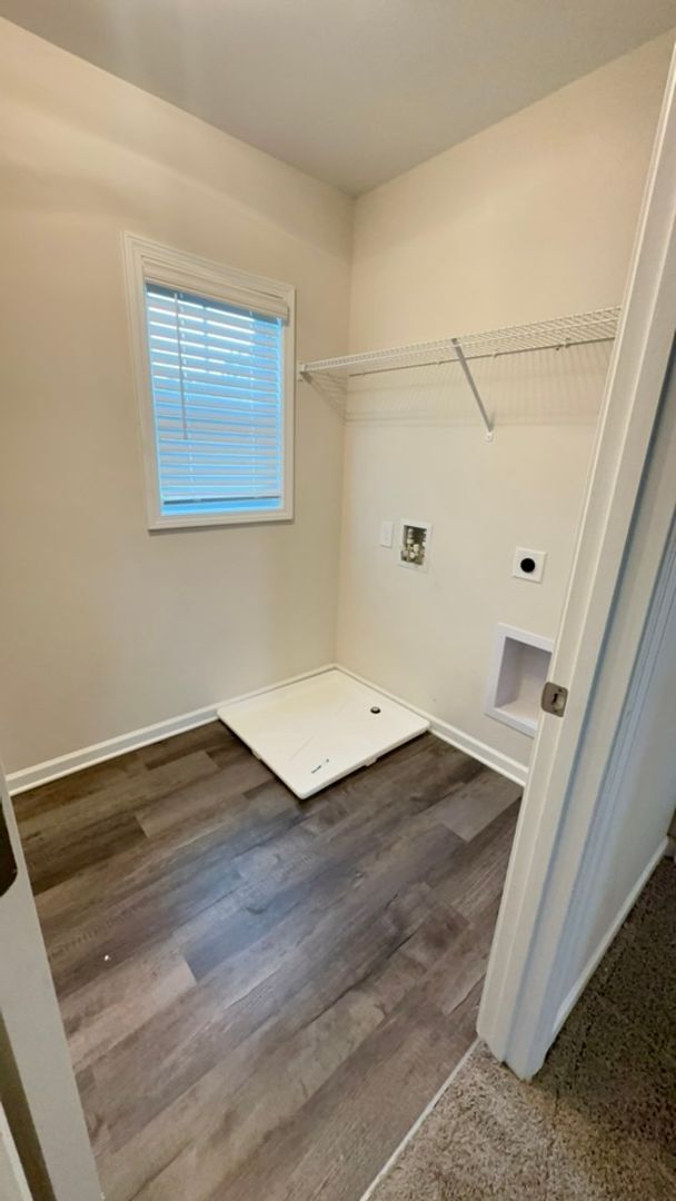 Building Photo - 156 Calming Crk Wy