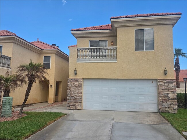 Building Photo - 1825 E Shore Villas Dr