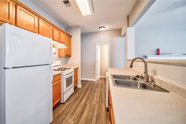 Building Photo - 3329 Chastain Landings Ct