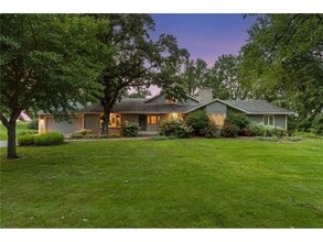 Building Photo - 5816 Northwood Dr