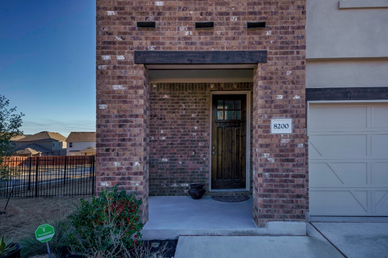 Building Photo - 8200 Prairie Rye Dr
