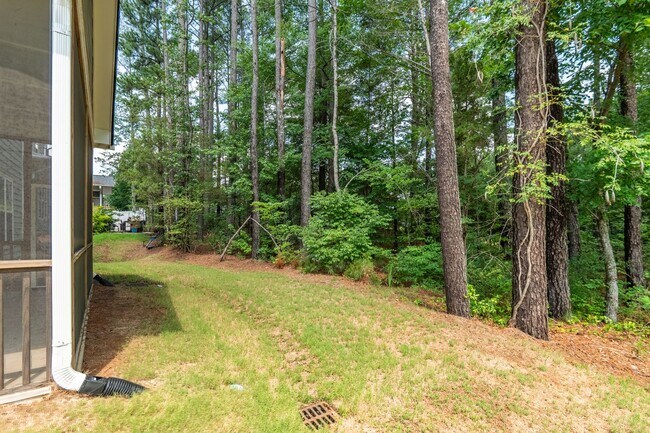 Building Photo - 500 Kings Lake Wy