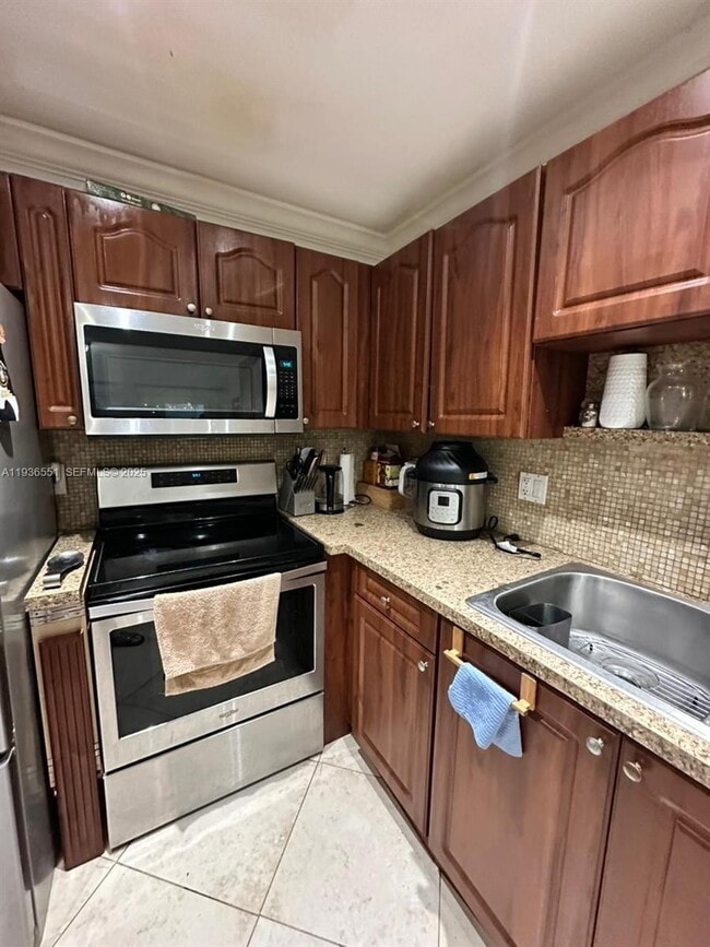 Building Photo - 12531 NW 7th Ln