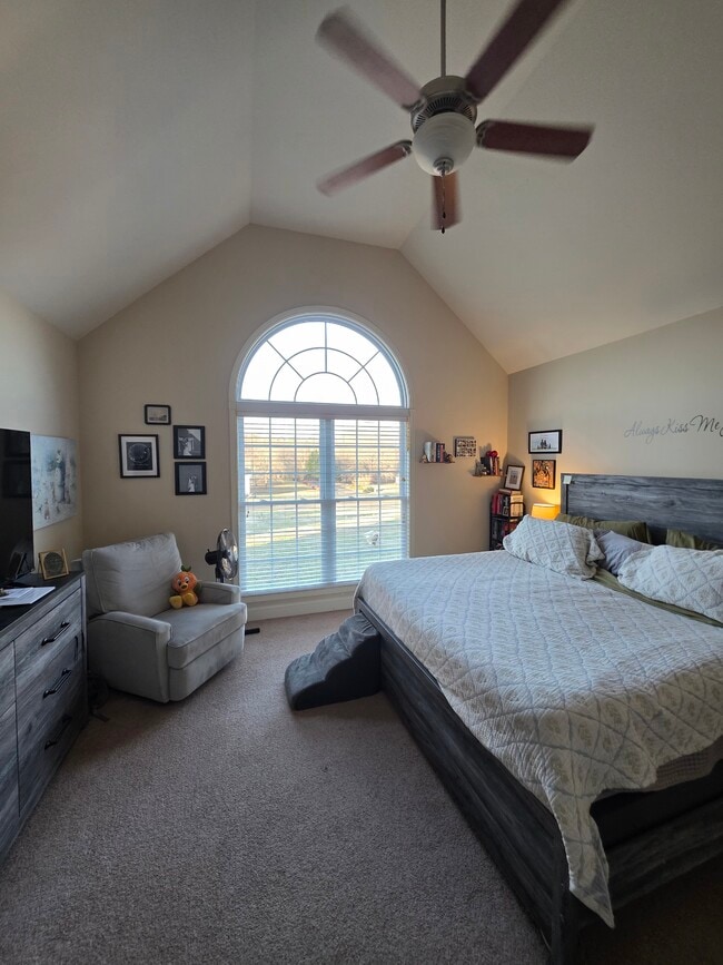 Building Photo - 132 Whispering Hill Ln