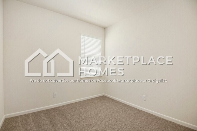 Building Photo - 10925 Gray Mare Dr