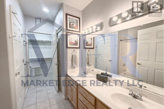 Building Photo - 2Bed/2Bath Furnished Condo in Superstition Springs -- Golf Course Views! -- 2 Car Garage!