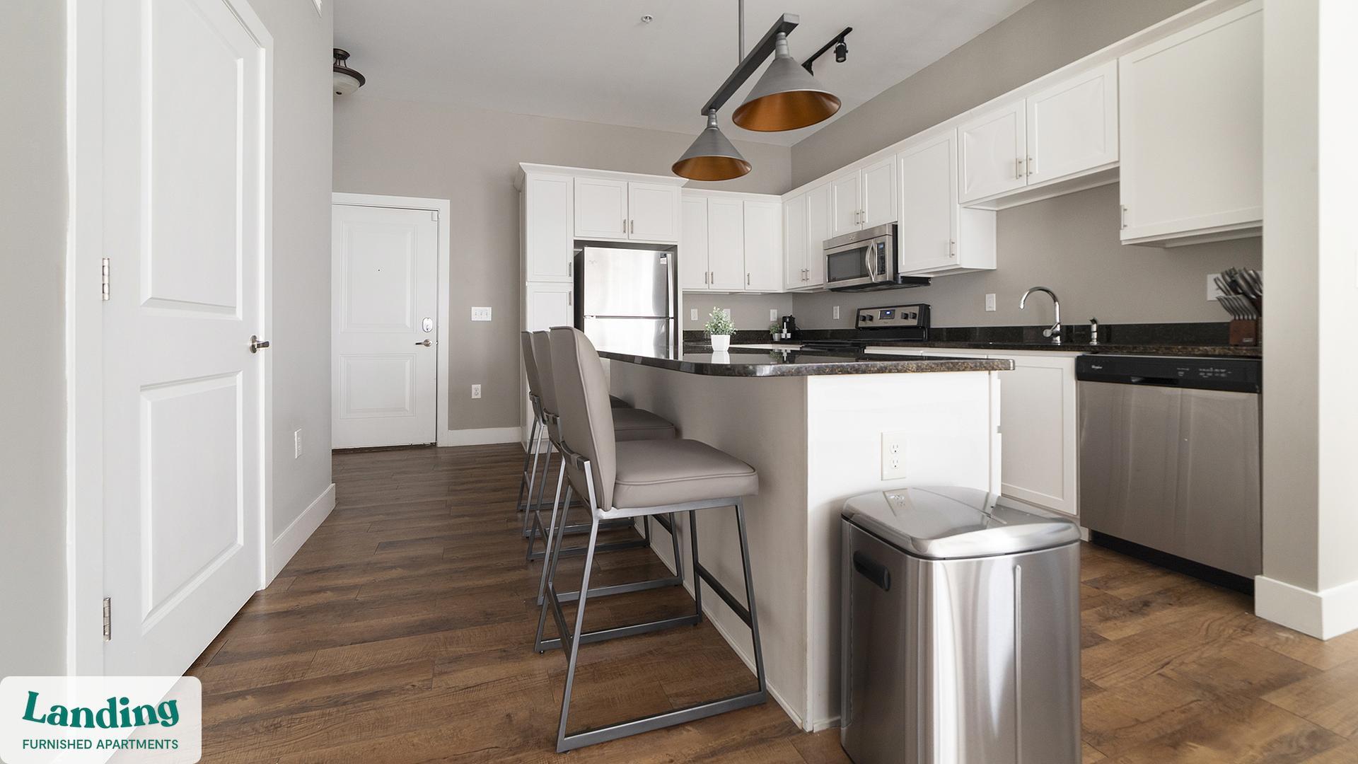 Building Photo - 41 E 9th Ave