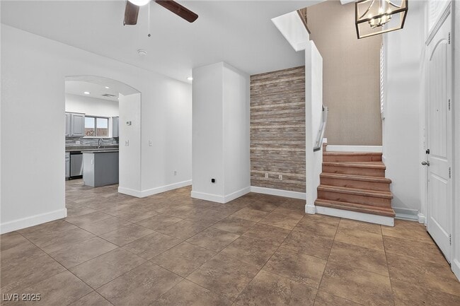 Building Photo - 133 Coronation Ave