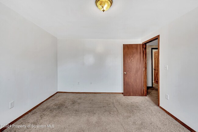 Building Photo - 630 E Lackawanna Ave