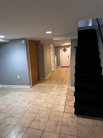 Building Photo - 2206 Penrose Ave