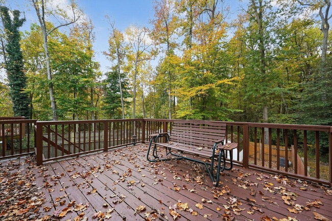 Building Photo - 85 Brookside Pl