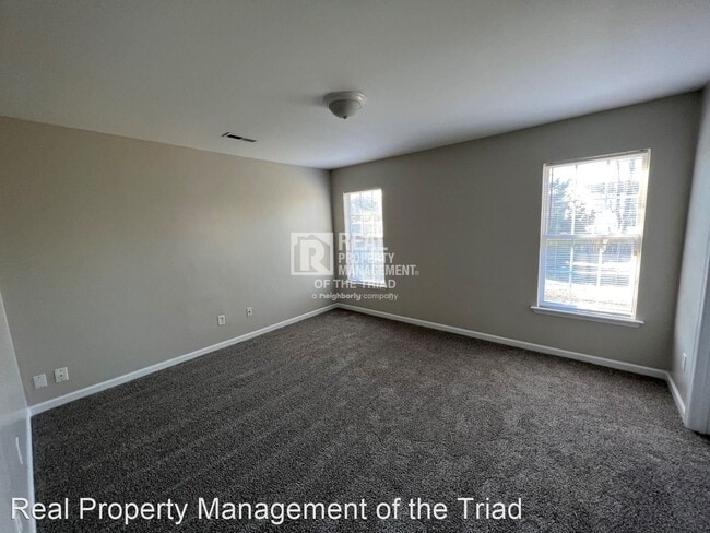 Building Photo - 4 br, 2 bath House - 3211 N. OHenry Blvd.