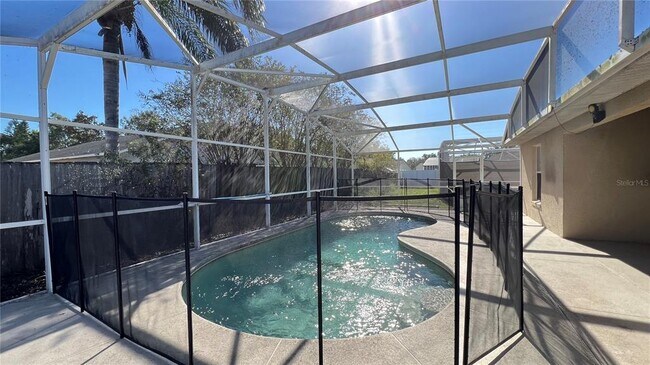 Building Photo - 1140 Cedarwood Way