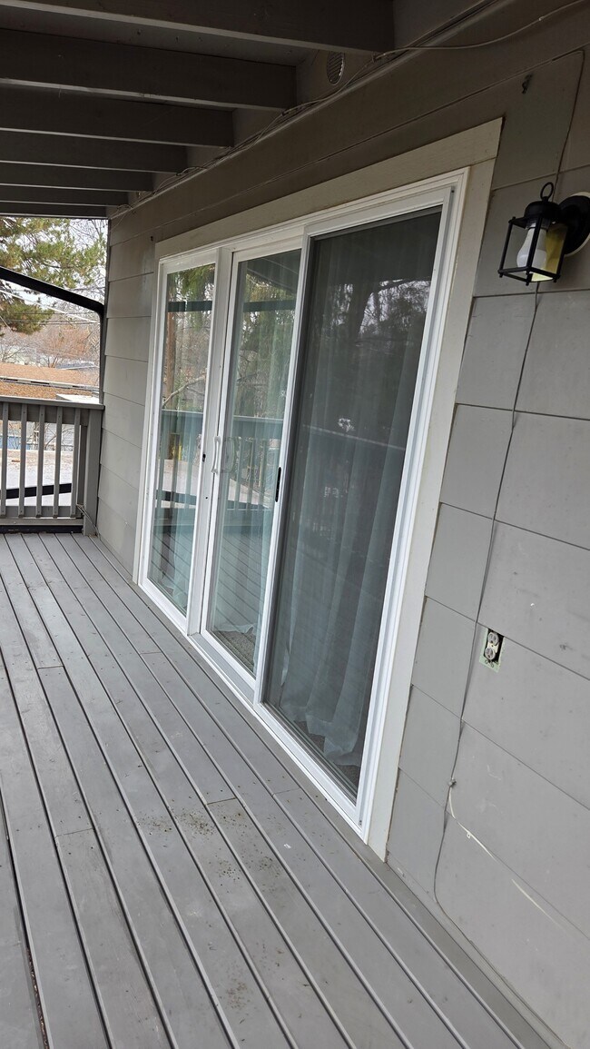 Building Photo - 2118 S Roosevelt St