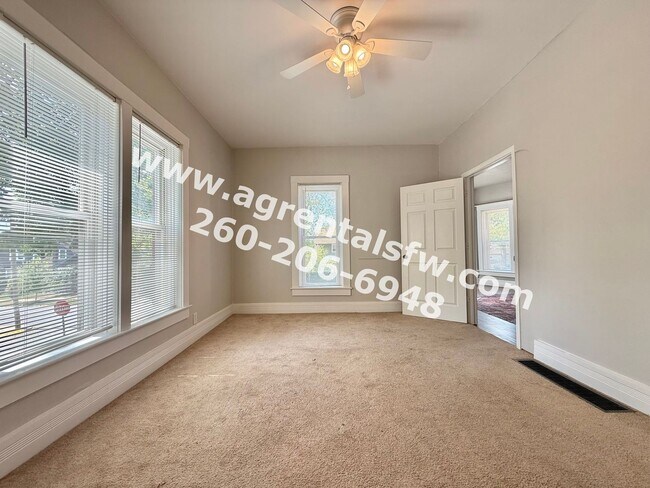 Building Photo - 1102 Runnion Ave