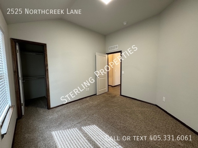 Building Photo - 2525 Northcreek Ln