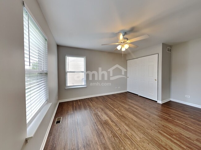 Building Photo - 214 Winding Trail