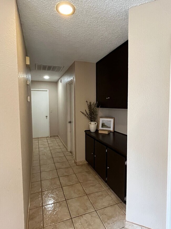 Building Photo - 3 Bedroom Home Coming Soon!