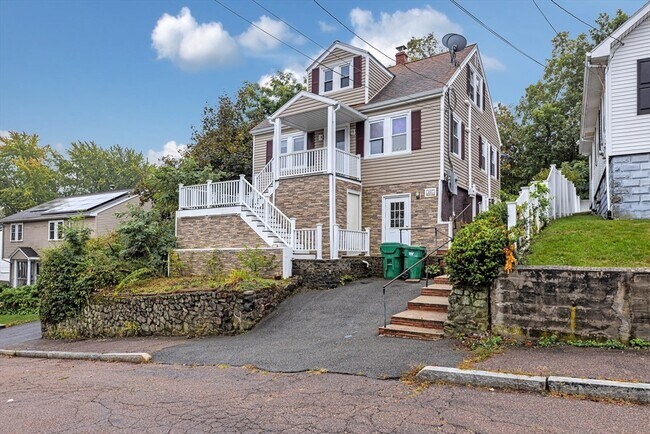 Building Photo - 107 Belle Ave