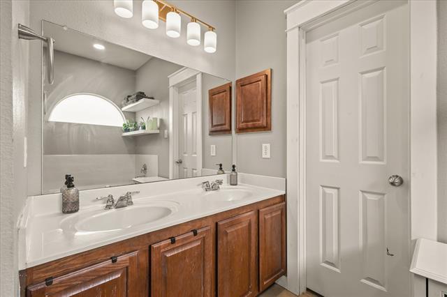 Building Photo - 4721 Heron Pond Ln