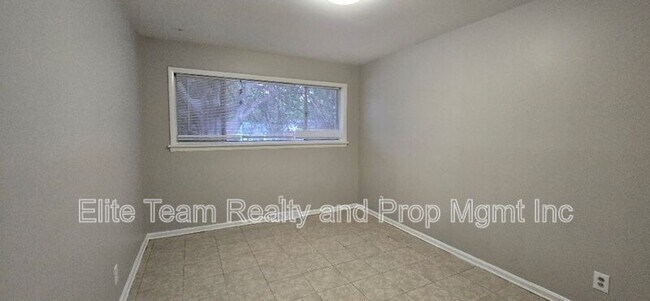 Building Photo - 1803 Darbrook Dr