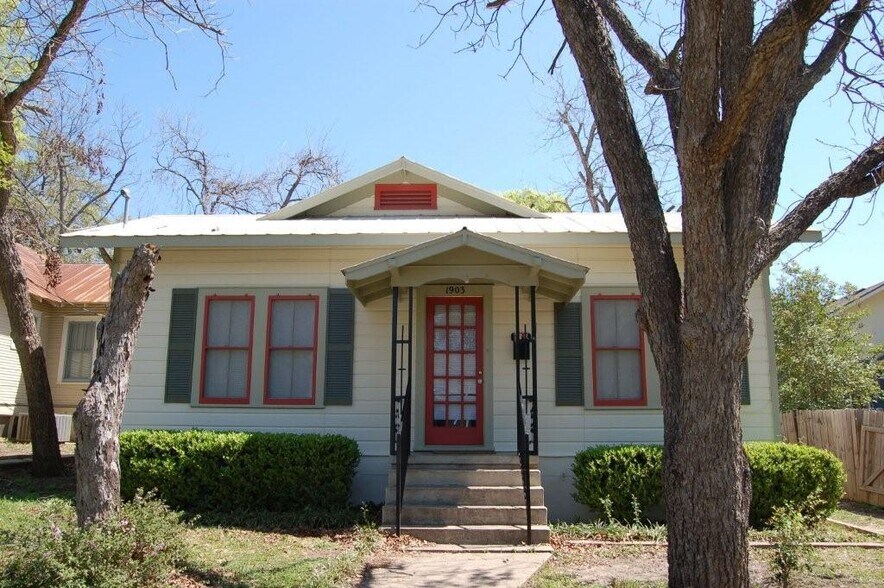 Primary Photo - 1903 David St