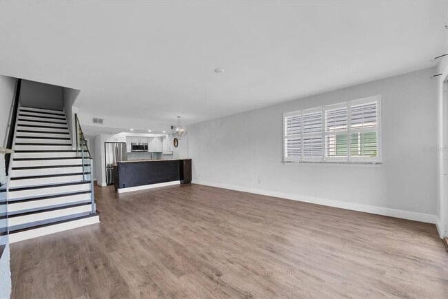 Building Photo - 802 Hidden Harbour Dr