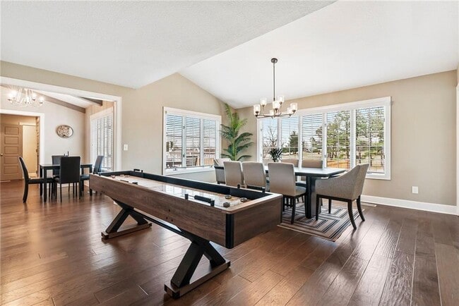 Building Photo - 5307 S Bellview Rd