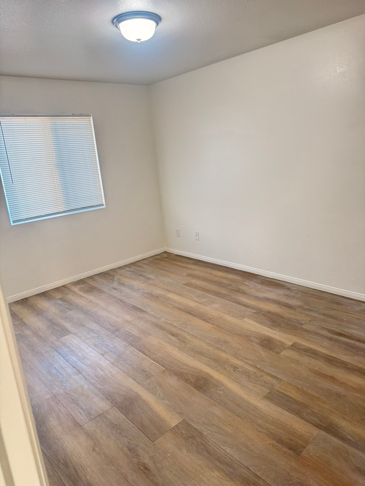 Building Photo - 15866 Barrel Cactus Ln