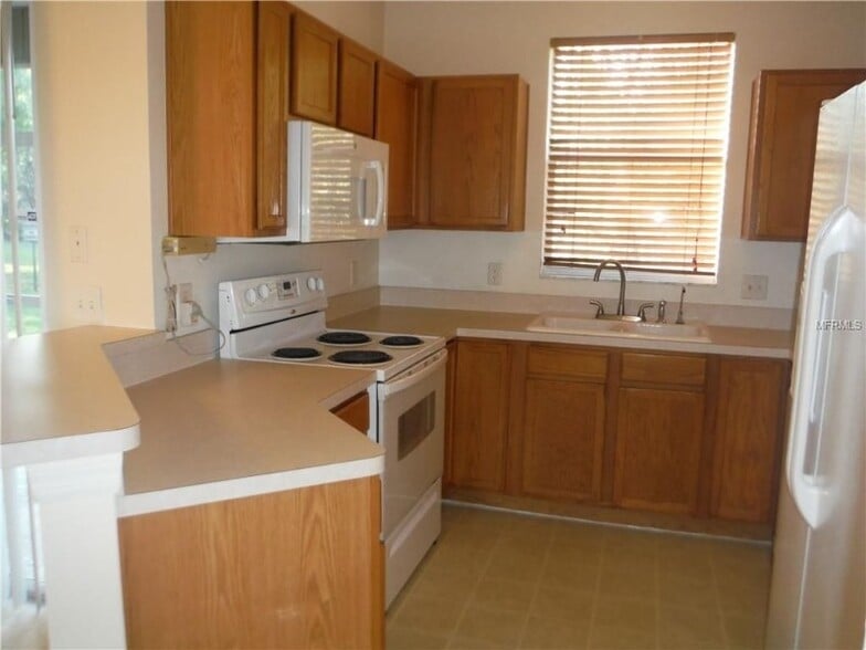 Building Photo - 11057 Black Swan Ct