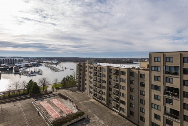 Building Photo - 73 Broad Reach