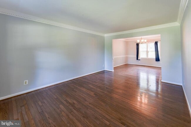 Building Photo - 1345 Carpers Farm Way