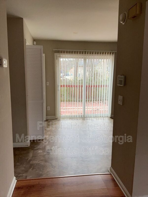 Building Photo - 1280 Scripps Ct SW