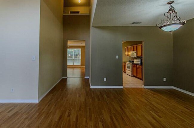 Building Photo - 12475 Cajun Dr
