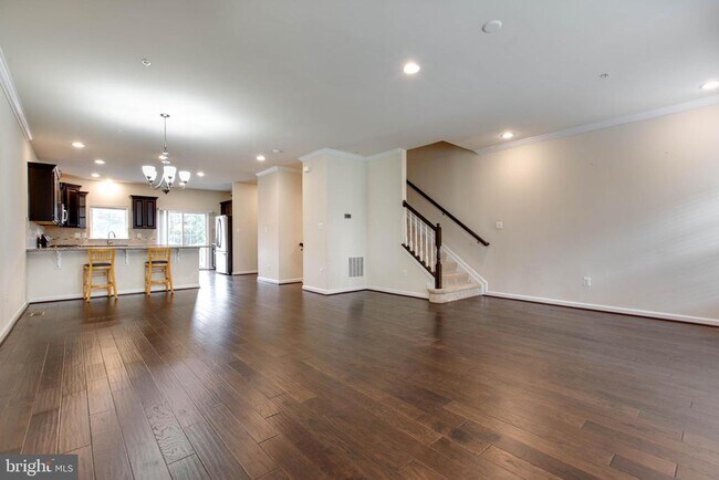 Building Photo - 7048 Foxton Way