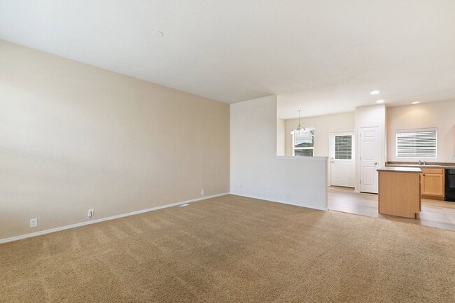 Building Photo - 7475 Countryside Grove