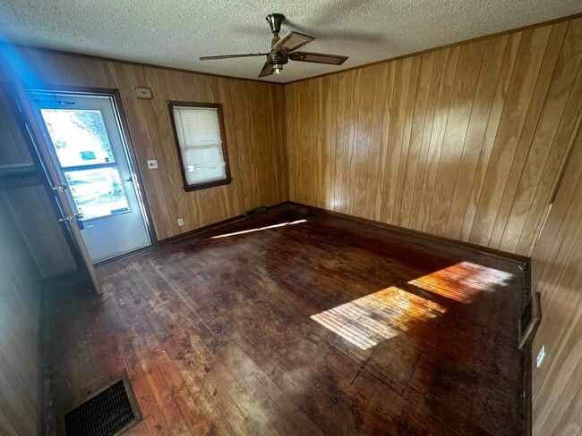 Building Photo - 6303 Sherman St