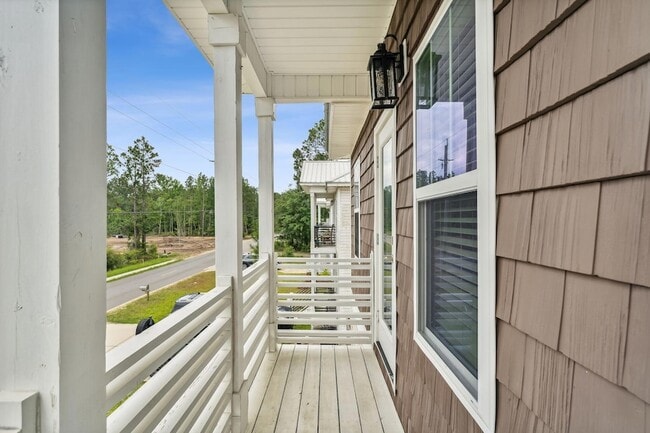 Building Photo - 275 Indian Woman Rd