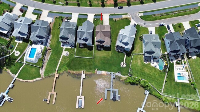 Building Photo - 136 Preston Rd