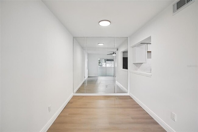 Building Photo - 2906 Lichen Ln