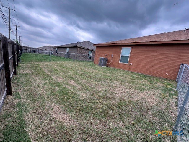Building Photo - 1503 Justin Lp